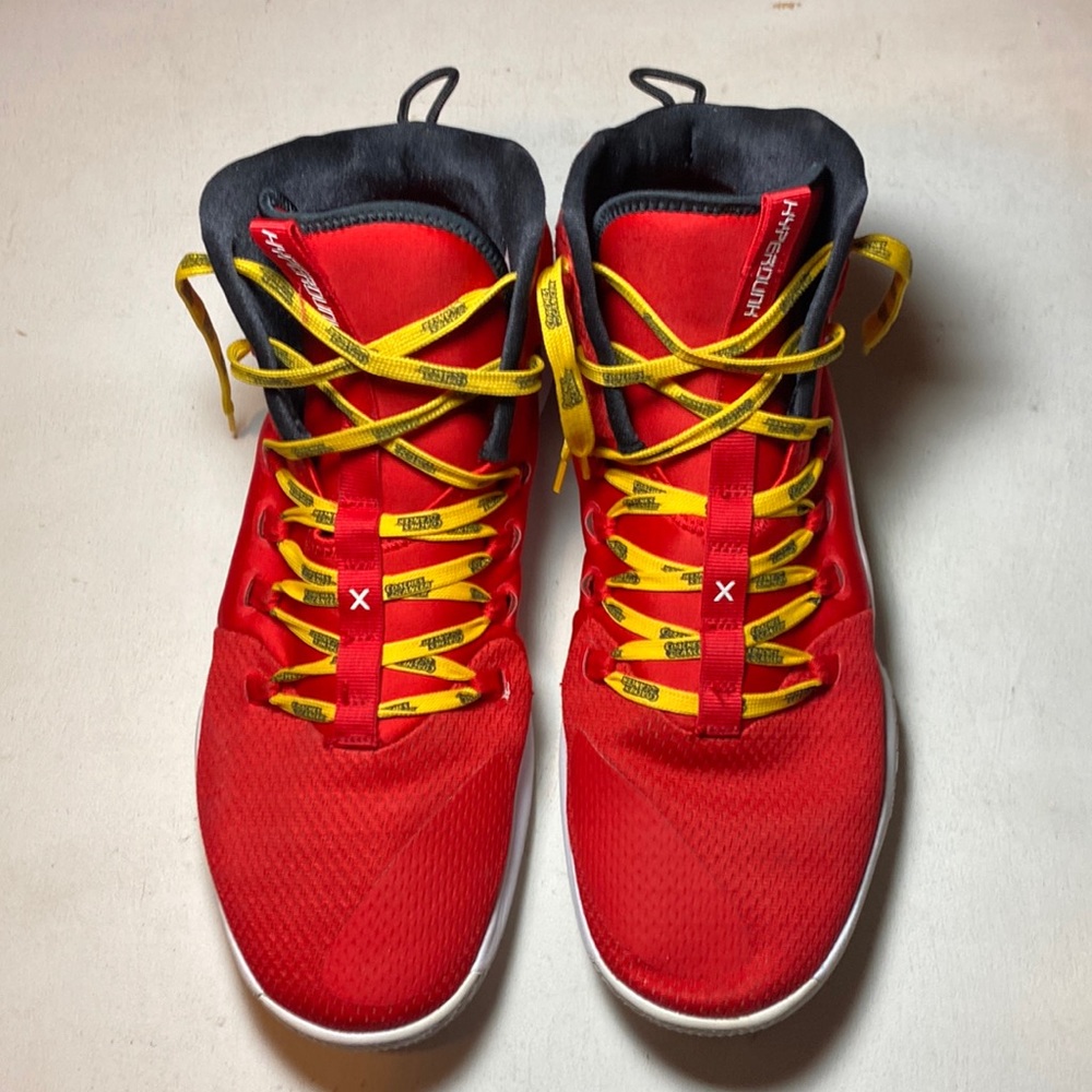 Nike Hyperdunk Men’s Athletic Shoes